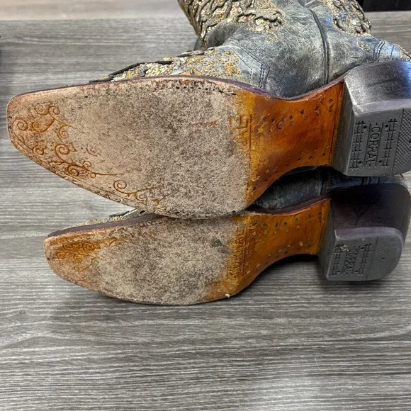 Embellished Black and Gold Heeled Boots - Picture 4 of 4